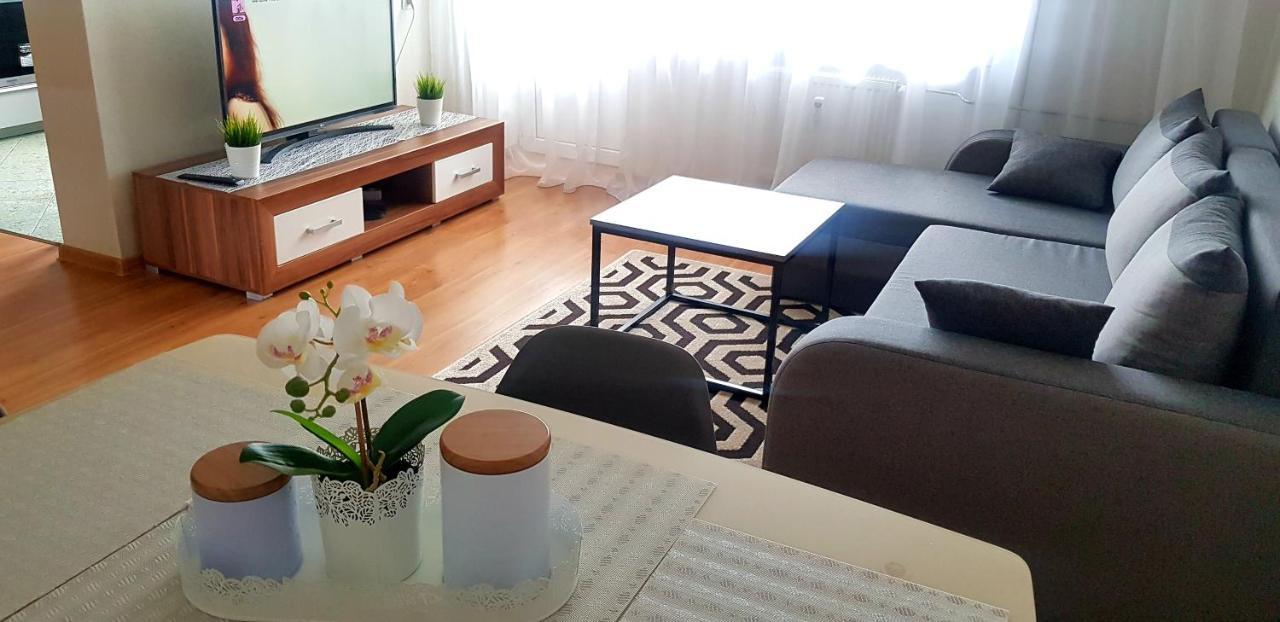 Taikos Apartment Klaipėda Eksteriør bilde